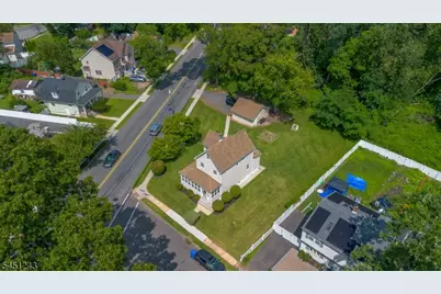 1746 Elk St, Piscataway Township, NJ 08854 - Photo 3