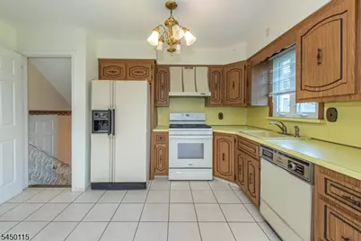 50 Plenge Dr, Belleville, NJ 07109 - Photo 7
