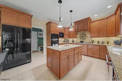 7 Melissa Dr, Denville, NJ 07834 - Photo 11