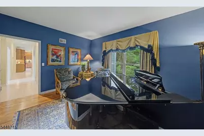 7 Melissa Dr, Denville, NJ 07834 - Photo 5