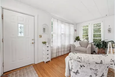 112 Grove Ave, Verona, NJ 07044 - Photo 5