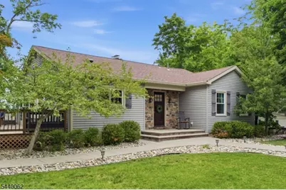 126 E Shore Trl, Sparta Township, NJ 07871 - Photo 3