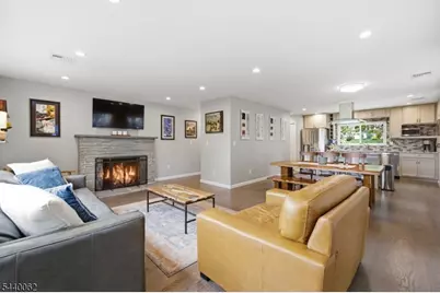 126 E Shore Trl, Sparta Township, NJ 07871 - Photo 13