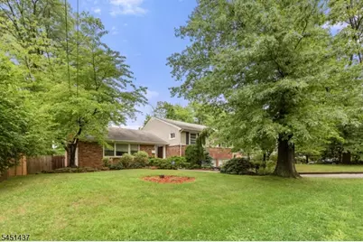 29 Devonshire Ter, West Orange Township, NJ 07052 - Photo 3