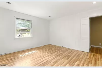 29 Devonshire Ter, West Orange Township, NJ 07052 - Photo 21
