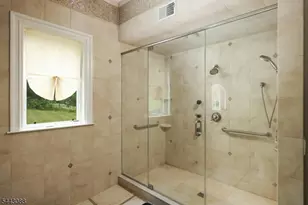 41 Mareu Dr, Watchung, NJ 07069 - Photo 23