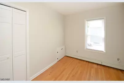 45 Hill St, Midland Park, NJ 07432 - Photo 15