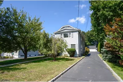 45 Hill St, Midland Park, NJ 07432 - Photo 1