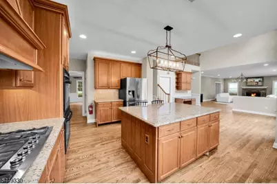4 Middlesworth Farm Rd, Washington Township, NJ 07853 - Photo 13