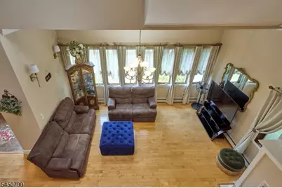 2 Cayuga Trl, Wayne, NJ 07470 - Photo 5