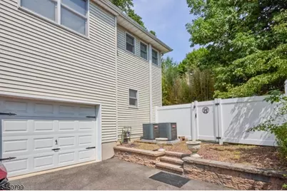 2 Cayuga Trl, Wayne, NJ 07470 - Photo 31