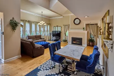 2 Cayuga Trl, Wayne, NJ 07470 - Photo 3