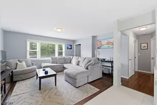 63 Johnson St, Clifton, NJ 07014 - Photo 3