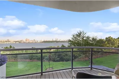 100 Carlyle Drive #VG6, Cliffside Park, NJ 07072 - Photo 31