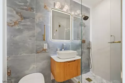 100 Carlyle Drive #VG6, Cliffside Park, NJ 07072 - Photo 23