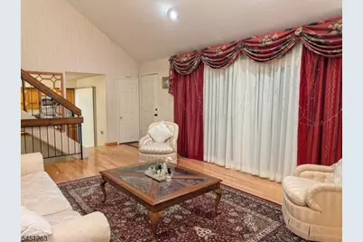 50 Kingsberry Dr, Franklin Township, NJ 08873 - Photo 7