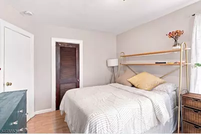 75 Clinton Pl, Hackensack, NJ 07601 - Photo 23