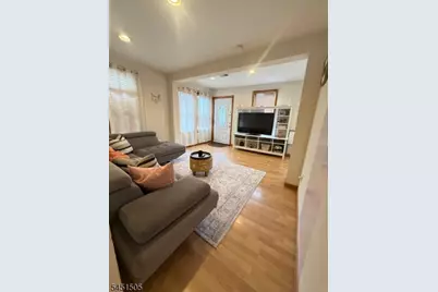 35 Ralph St, Belleville, NJ 07109 - Photo 3