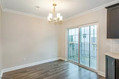 6 Elm St #3, Madison, NJ 07940 - Photo 9