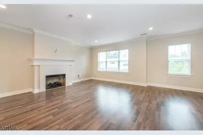 6 Elm St #3, Madison, NJ 07940 - Photo 11