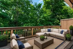 22 Village Green Ct, South Orange Village Twp., NJ 07079 - Photo 19