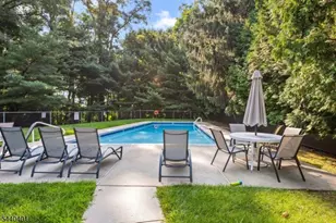 22 Village Green Ct, South Orange Village Twp., NJ 07079 - Photo 3