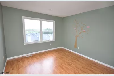 370 Summerhill Dr, Parsippany, NJ 07950 - Photo 11