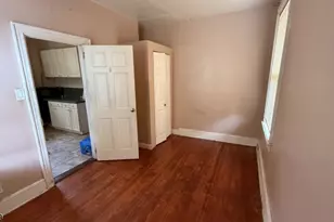 566 Morris St, Orange, NJ 07050 - Photo 9
