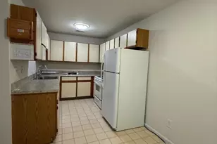 107 Stratford Pl, Bridgewater, NJ 08805 - Photo 7
