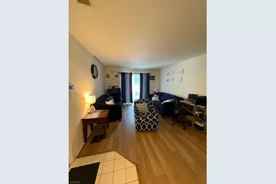 107 Stratford Pl, Bridgewater, NJ 08805 - Photo 5