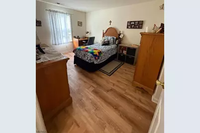 107 Stratford Pl, Bridgewater, NJ 08805 - Photo 9