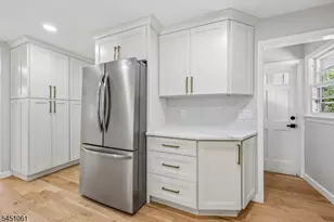 33 Lotz Ave, North Haledon, NJ 07508 - Photo 13
