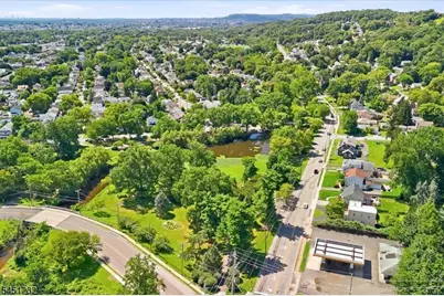 30 Genevieve Ave, Hawthorne, NJ 07506 - Photo 45
