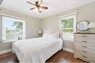 30 Genevieve Ave, Hawthorne, NJ 07506 - Photo 23