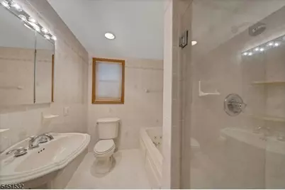 34 Berkeley Ave, Belleville, NJ 07109 - Photo 13
