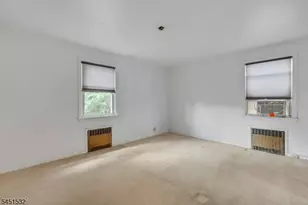 34 Berkeley Ave, Belleville, NJ 07109 - Photo 11