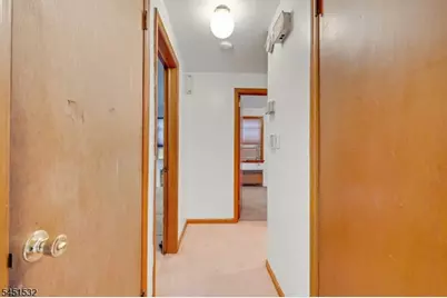 34 Berkeley Ave, Belleville, NJ 07109 - Photo 9