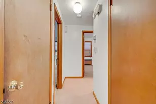 34 Berkeley Ave, Belleville, NJ 07109 - Photo 9