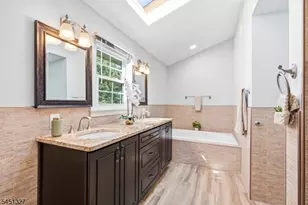 12 Medford Rd, Parsippany, NJ 07950 - Photo 19