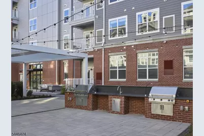 100 Eisenhower Pkwy #B1, Livingston, NJ 07039 - Photo 23