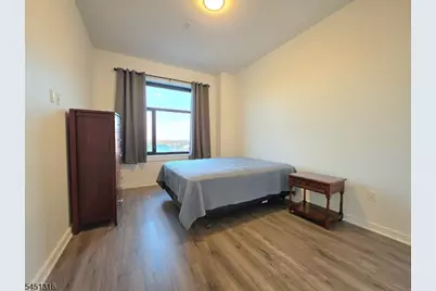1 Carriage City Plz #1707, Rahway, NJ 07065 - Photo 17