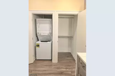 1 Carriage City Plz #1707, Rahway, NJ 07065 - Photo 21