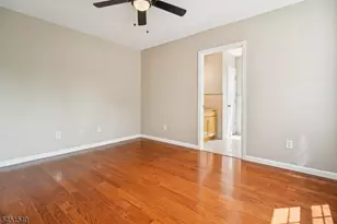 141 Walnut St, Montclair, NJ 07042 - Photo 13