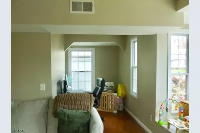 141 Walnut St #2, Montclair, NJ 07042 - Photo 9