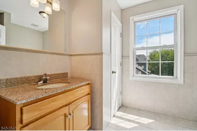 141 Walnut St #2, Montclair, NJ 07042 - Photo 23