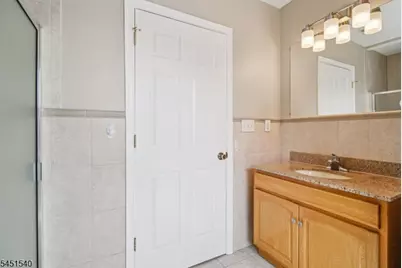 141 Walnut St #2, Montclair, NJ 07042 - Photo 17