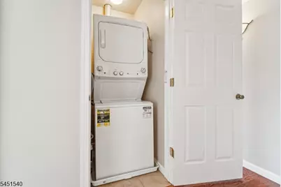 141 Walnut St #2, Montclair, NJ 07042 - Photo 21