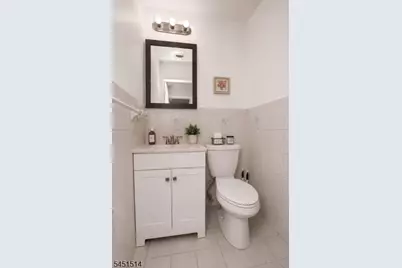 1906 Paterson Plank Rd Unit #3A, North Bergen, NJ 07047 - Photo 15