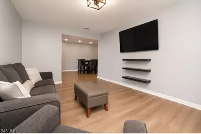 1906 Paterson Plank Rd Unit #3A, North Bergen, NJ 07047 - Photo 3