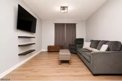 1906 Paterson Plank Rd Unit #3A, North Bergen, NJ 07047 - Photo 5